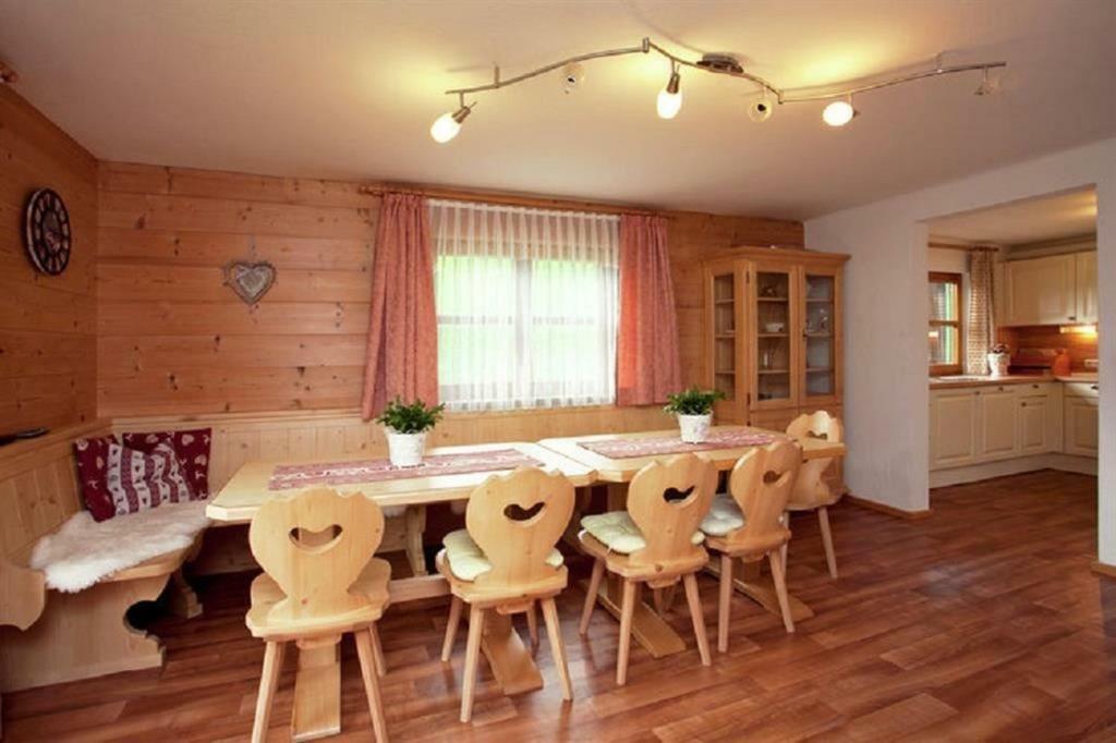 דירות בריקסן אים טהלה Haus Waldhof מראה חיצוני תמונה